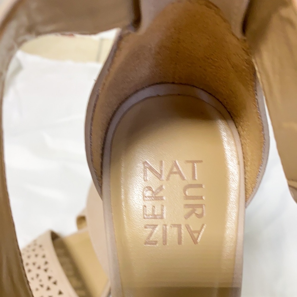 Naturalizer leather sandals size 8 - Picture 2 of 4